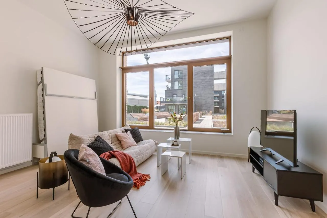 Beautiful And Bright Apartment With Terrace Oostende