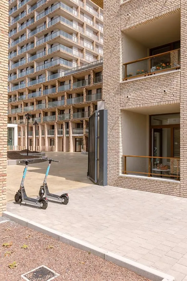 Beautiful And Bright Apartment With Terrace Oostende